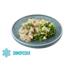 Ланч № 20 Бефстроганов из курицы с грибами и тушеными овощами